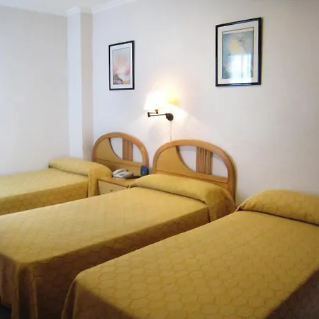 Pensimar Guest house El Altet