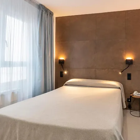 Pensimar Guest house El Altet