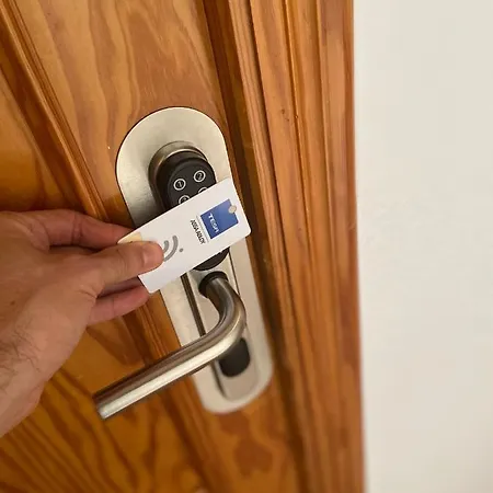 招待所 佩恩西玛尔旅馆 2*