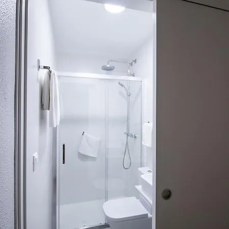 佩恩西玛尔旅馆 2*